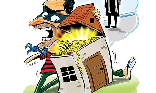 திண்டுக்கல் அருகே கார் டிரைவர் வீட்டில் நகை திருட்டு