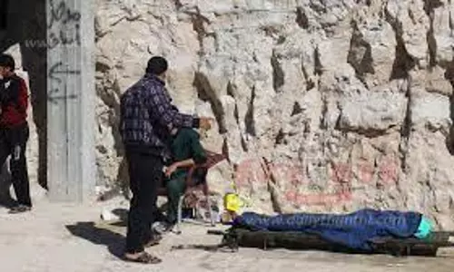 விஷவாயு தாக்கி 2 தொழிலாளர்கள் பலி