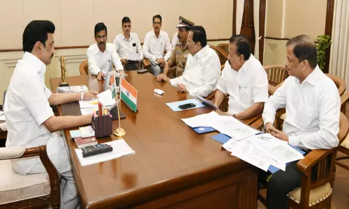 அணைகளில் இருந்து உபரிநீரை வெளியேற்றுவது குறித்து முன்கூட்டியே தெரிவிக்க வேண்டும் - முதல்-அமைச்சர் மு.க.ஸ்டாலின் உத்தரவு