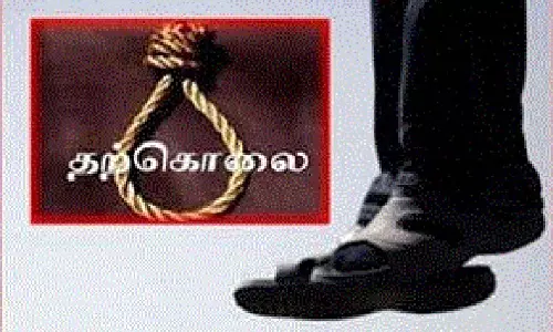 மதுபோதையில் வாலிபர் தூக்குப்போட்டு தற்கொலை மதுபோதையில் வாலிபர் தூக்குப்போட்டு தற்கொலை
