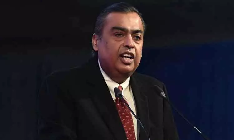 உலக புகழ்பெற்ற கால்பந்து கிளப் அணியை வாங்குகிறார் முகேஷ் அம்பானி ? உலக புகழ்பெற்ற கால்பந்து கிளப் அணியை வாங்குகிறார் முகேஷ் அம்பானி ?