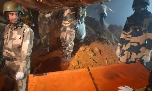 மிசோரம்:  கல்குவாரி விபத்தில் சிக்கி 8 தொழிலாளர்கள் உயிரிழப்பு