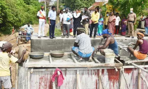 கோலியனூர் ஒன்றியத்தில்    வளர்ச்சி திட்டப்பணிகளை கலெக்டர் ஆய்வு