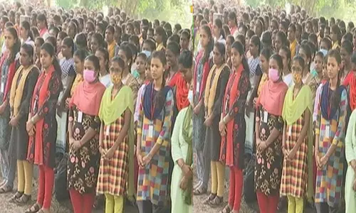 மாணவி பிரியா மரணம் - ராணி மேரி கல்லூரியில் மாணவர்கள் மௌன அஞ்சலி மாணவி பிரியா மரணம் - ராணி மேரி கல்லூரியில் மாணவர்கள் மௌன அஞ்சலி