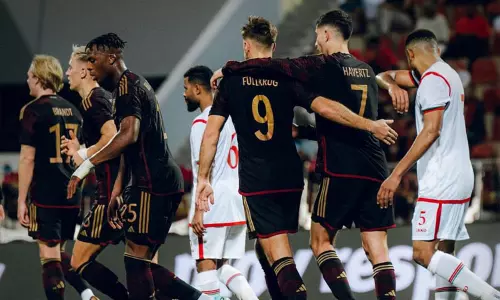 உலகக் கோப்பை கால்பந்து பயிற்சி போட்டி: ஓமனை வீழ்த்தி ஜெர்மனி அணி வெற்றி உலகக் கோப்பை கால்பந்து பயிற்சி போட்டி: ஓமனை வீழ்த்தி ஜெர்மனி அணி வெற்றி