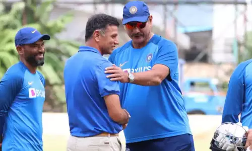 எதற்கு இவ்வளவு ஓய்வுகள்? - ராகுல் டிராவிட்டை சாடிய ரவி சாஸ்திரி