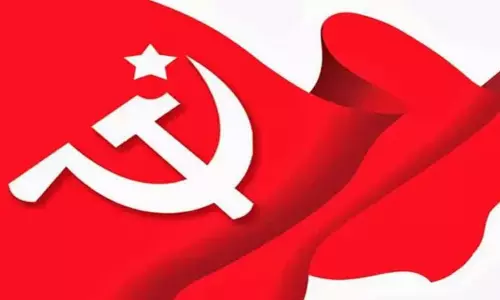 காசி தமிழ் சங்கமம் என்ற பெயரில் ஆர்.எஸ்.எஸ். கருத்தியலை பரப்புவதா? - மார்க்சிஸ்ட் கம்யூனிஸ்ட் கட்சி கண்டனம் காசி தமிழ் சங்கமம் என்ற பெயரில் ஆர்.எஸ்.எஸ். கருத்தியலை பரப்புவதா? - மார்க்சிஸ்ட் கம்யூனிஸ்ட் கட்சி கண்டனம்