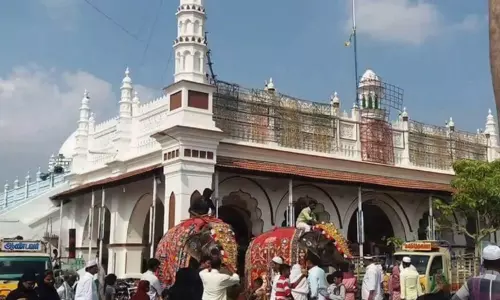 முத்துப்பேட்டை ஜாம்புவான் ஓடை தர்கா கந்தூரி விழா - திருவாரூரில் டிசம்பர் 5-ம் தேதி உள்ளூர் விடுமுறை