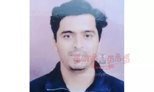 விபத்தில் சிக்கி சிகிச்சை பெற்று வரும் வாலிபருக்கு, ஆஸ்பத்திரியில் படுக்கை வசதி இல்லை விபத்தில் சிக்கி சிகிச்சை பெற்று வரும் வாலிபருக்கு, ஆஸ்பத்திரியில் படுக்கை வசதி இல்லை