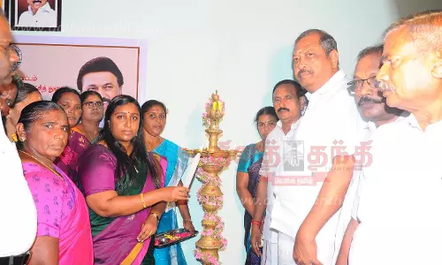 ரூ.2.93 கோடியில் மோகனூர் ஊராட்சி ஒன்றிய அலுவலகம் முதல்-அமைச்சர் மு.க.ஸ்டாலின் காணொலி காட்சி மூலம் திறந்து வைத்தார் ரூ.2.93 கோடியில் மோகனூர் ஊராட்சி ஒன்றிய அலுவலகம் முதல்-அமைச்சர் மு.க.ஸ்டாலின் காணொலி காட்சி மூலம் திறந்து வைத்தார்