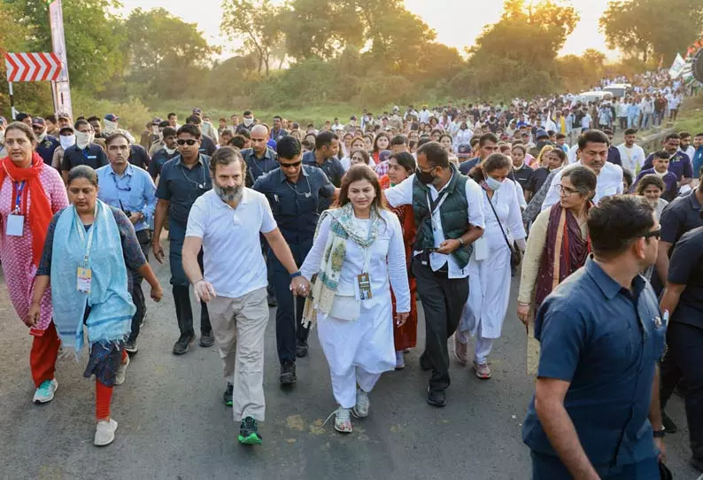 ராகுல்காந்தி நடைபயணத்தில் பெண்கள் அதிகளவில் பங்கேற்பு ராகுல்காந்தி நடைபயணத்தில் பெண்கள் அதிகளவில் பங்கேற்பு