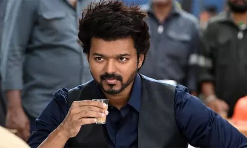 ஆந்திராவில் தியேட்டர் ஒதுக்க எதிர்ப்பு... விஜய்யின் வாரிசு பட விவகாரத்தில் முடிவு எடுக்க பட அதிபர்கள் கூட்டம் ஆந்திராவில் தியேட்டர் ஒதுக்க எதிர்ப்பு... விஜய்யின் வாரிசு பட விவகாரத்தில் முடிவு எடுக்க பட அதிபர்கள் கூட்டம்