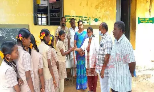 ஆனைமலையில் டெங்கு காய்ச்சல் விழிப்புணர்வு