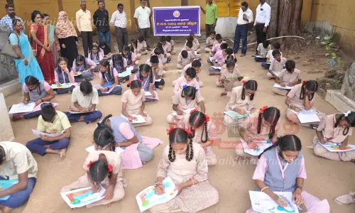 மாணவ-மாணவிகளுக்கு ஓவியப்போட்டி