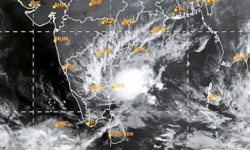 காற்றழுத்தத் தாழ்வு மண்டலம் வலுவிழந்து வருகிறது - இந்திய வானிலை ஆய்வு மையம் தகவல்