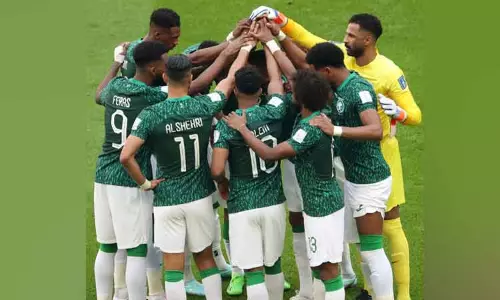 உலகக்கோப்பை கால்பந்து: அர்ஜென்டினா அணிக்கு அதிர்ச்சி அளித்து சவுதி அரேபியா அசத்தல் வெற்றி உலகக்கோப்பை கால்பந்து: அர்ஜென்டினா அணிக்கு அதிர்ச்சி அளித்து சவுதி அரேபியா அசத்தல் வெற்றி