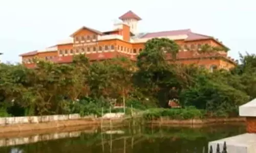 கண்ணூர் பல்கலைக்கழகத்தைச் சேர்ந்த சுமார் 30 ஆயிரம் மாணவர்களின் தகவல்கள் திருட்டு