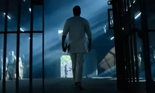 கைதி படத்தின் இந்தி ரீமேக் போலா டீசர் வெளியானது...