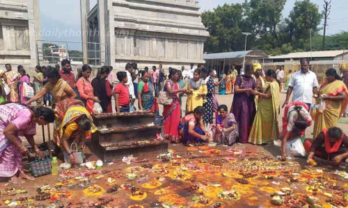 வனபத்ரகாளியம்மன் கோவிலில் சிறப்பு பூஜை