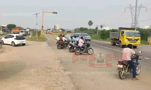 அடிக்கடி ஏற்படும் விபத்தை தவிர்க்க கோடங்கிபட்டி தேசிய நெடுஞ்சாலையில் மேம்பாலம் அமைக்கப்படுமா? அடிக்கடி ஏற்படும் விபத்தை தவிர்க்க கோடங்கிபட்டி தேசிய நெடுஞ்சாலையில் மேம்பாலம் அமைக்கப்படுமா?