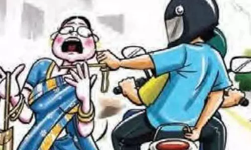 பூதப்பாண்டி அருகே   பெண்ணிடம் 2 பவுன் நகை பறிப்பு