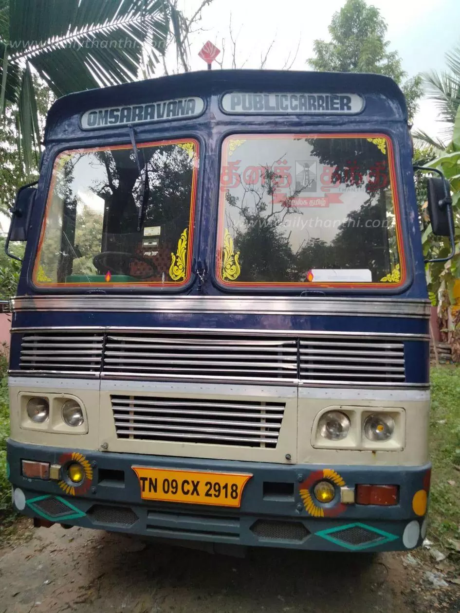 5 ஆயிரம் லிட்டர் டீசல் கடத்த முயன்ற டேங்கர் லாரி பறிமுதல் 5 ஆயிரம் லிட்டர் டீசல் கடத்த முயன்ற டேங்கர் லாரி பறிமுதல்