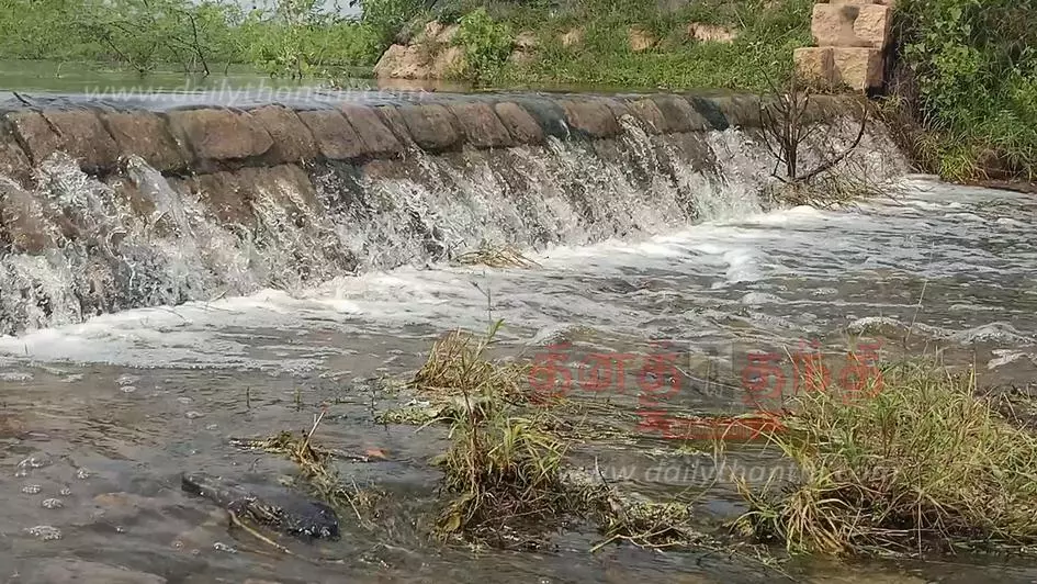 17 ஆண்டுகளுக்கு பிறகு நிரம்பிய மாவுரெட்டி சின்ன ஏரி 17 ஆண்டுகளுக்கு பிறகு நிரம்பிய மாவுரெட்டி சின்ன ஏரி