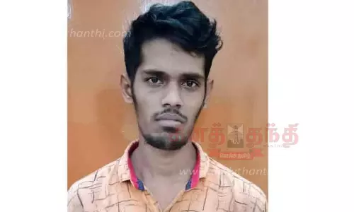 பழ வியாபாரியிடம் கத்தியை காட்டி பணம் பறித்த பழைய குற்றவாளி கைது பழ வியாபாரியிடம் கத்தியை காட்டி பணம் பறித்த பழைய குற்றவாளி கைது