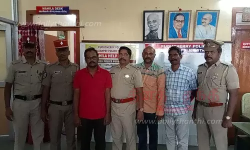 வெளிநாட்டில் வேலை வாங்கித்தருவதாக ரூ.25 லட்சம் மோசடி வெளிநாட்டில் வேலை வாங்கித்தருவதாக ரூ.25 லட்சம் மோசடி