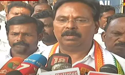 கட்சியில் இருந்து என்னை நீக்கியிருப்பது வேதனையளிக்கிறது - ரூபி மனோகரன் கட்சியில் இருந்து என்னை நீக்கியிருப்பது வேதனையளிக்கிறது - ரூபி மனோகரன்