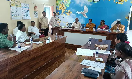 9-வது வார்டு பகுதியில் பொதுமக்களின் அடிப்படை தேவைகளை நிறைவேற்ற கவுன்சிலர் வலியுறுத்தல் 9-வது வார்டு பகுதியில் பொதுமக்களின் அடிப்படை தேவைகளை நிறைவேற்ற கவுன்சிலர் வலியுறுத்தல்