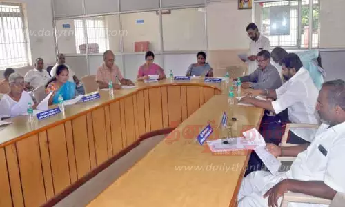 கோலார்பட்டி அரசு ஆஸ்பத்திரிக்கு கூடுதல் டாக்டர்கள்-பலமுறை வலியுறுத்தியும் நடவடிக்கை இல்லை என புகார்