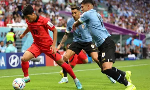 உலகக்கோப்பை கால்பந்து:  உருகுவே - தென் கொரியா  அணிகளுக்கு இடையிலான ஆட்டம் டிரா 