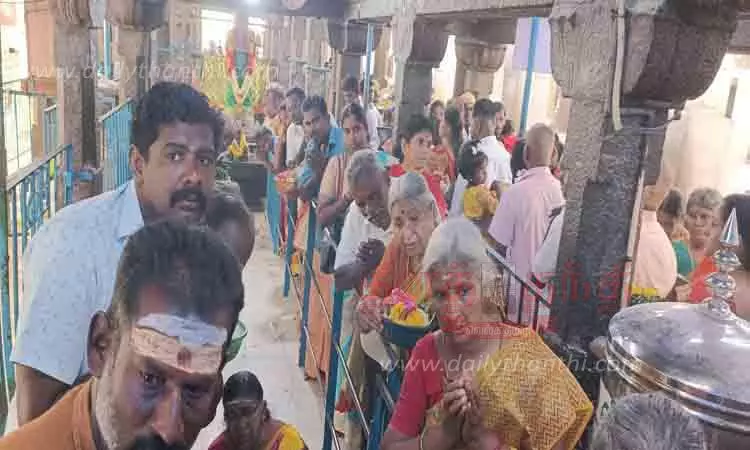 இருக்கன்குடி மாரியம்மன் கோவிலில் சிறப்பு வழிபாடு