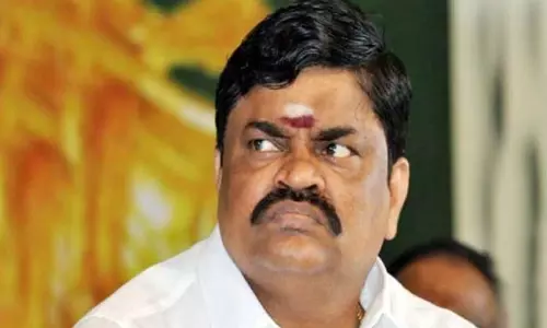 தமிழ்நாட்டை விட்டு வெளியே செல்ல அனுமதி கோரிய ராஜேந்திர பாலாஜியின் கோரிக்கை நிராகரிப்பு