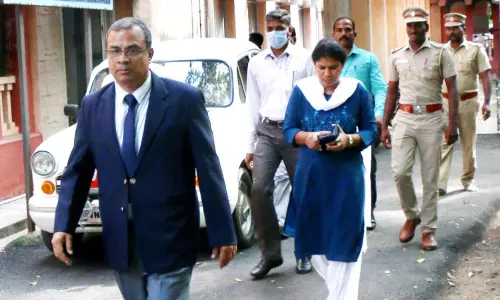 ஓய்வுபெற்ற போலீஸ் டி.ஜி.பி. திரிபாதி விழுப்புரம் கோர்ட்டில் ஆஜராகி சாட்சியம்