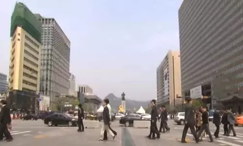 அணுசக்தி ஆற்றல் பயன்பாட்டின் மூலம் கார்பன் வெளியீட்டை குறைக்க தென்கொரியா திட்டம் அணுசக்தி ஆற்றல் பயன்பாட்டின் மூலம் கார்பன் வெளியீட்டை குறைக்க தென்கொரியா திட்டம்