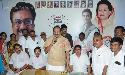 கொங்கு மண்டலத்தில் பதற்றத்தை உருவாக்கி தமிழகத்தில் பா.ஜ.க. காலூன்ற நினைக்கிறது- ஈரோட்டில் பீட்டர் அல்போன்ஸ் பேட்டி