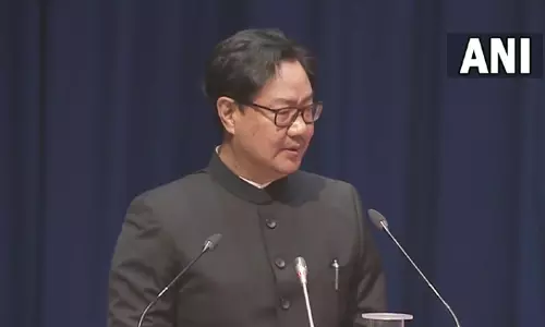 நீதி உறுதி செய்யப்படுவதில் மொழி ஒரு தடையாக உள்ளது:  சட்ட மந்திரி பேச்சு