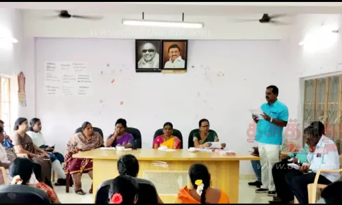 தொப்பூர் கணவாயில் பொது கழிப்பிடம் கட்ட வேண்டும்  நல்லம்பள்ளி ஊராட்சி ஒன்றியக்குழு கூட்டத்தில் வலியுறுத்தல்