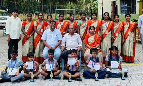 ஜி.இ.டி. பப்ளிக் சி.பி.எஸ்.இ. பள்ளி மாணவர்களுக்கு விருதுகள் வழங்கும் விழா