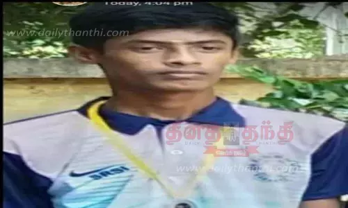 ஜீப் மோதி 10-ம் வகுப்பு மாணவன் பலி