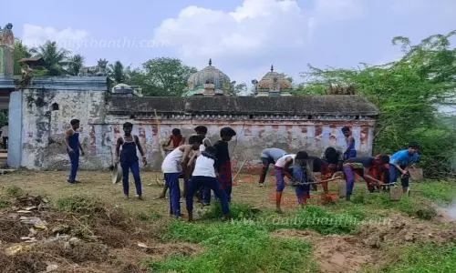 சோழேஸ்வரர் கோவிலில் உழவாரப்பணி