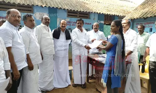 வாக்காளர் சிறப்பு முகாமை, நிவேதா முருகன் எம்.எல்.ஏ. ஆய்வு