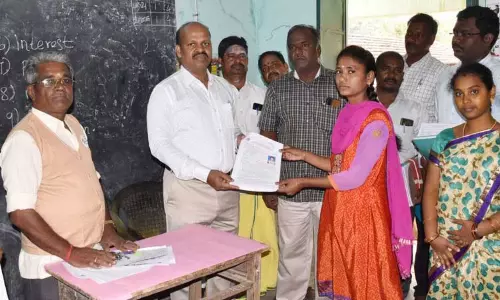 வாக்காளர் பட்டியலில் பெயர் சேர்த்தல், நீக்கல் செய்ய 2,303 வாக்குச்சாவடி மையங்களில் சிறப்பு முகாம்கள் புதுக்கடையில் கலெக்டர் பாலசுப்பிரமணியம் ஆய்வு வாக்காளர் பட்டியலில் பெயர் சேர்த்தல், நீக்கல் செய்ய 2,303 வாக்குச்சாவடி மையங்களில் சிறப்பு முகாம்கள் புதுக்கடையில் கலெக்டர் பாலசுப்பிரமணியம் ஆய்வு