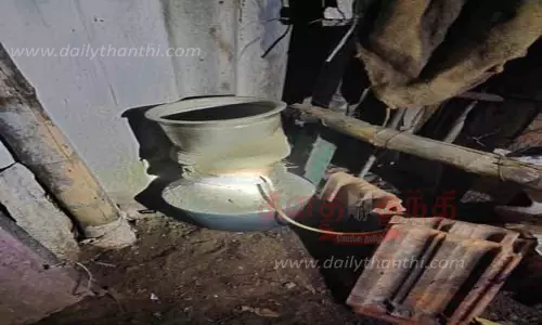 வீட்டில் சாராயம் காய்ச்சியவர் கைது