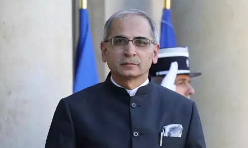 இந்திய வெளியுறவுத்துறை செயலாளர் பதவி காலம் மேலும் 16 மாதம் நீட்டிப்பு...! இந்திய வெளியுறவுத்துறை செயலாளர் பதவி காலம் மேலும் 16 மாதம் நீட்டிப்பு...!