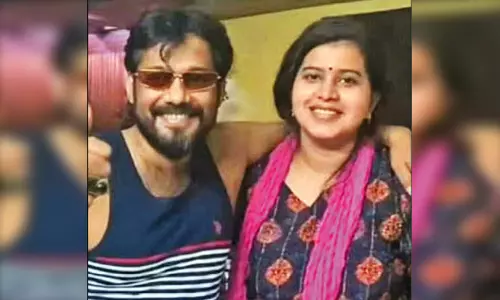 பிரிந்த மனைவியுடன் மீண்டும் இணைந்த நடிகர்