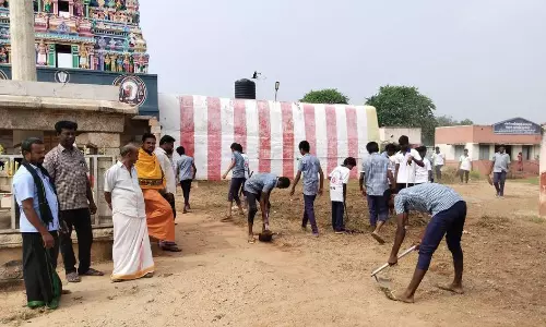 குஜிலியம்பாறை அரசு பள்ளி மாணவர்களின் நாட்டு நலப்பணி திட்ட முகாம் குஜிலியம்பாறை அரசு பள்ளி மாணவர்களின் நாட்டு நலப்பணி திட்ட முகாம்