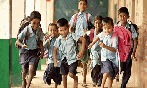 பள்ளிகளில் கல்வி தரம், குடிநீர் வசதி குறித்து அதிகாரிஆய்வு